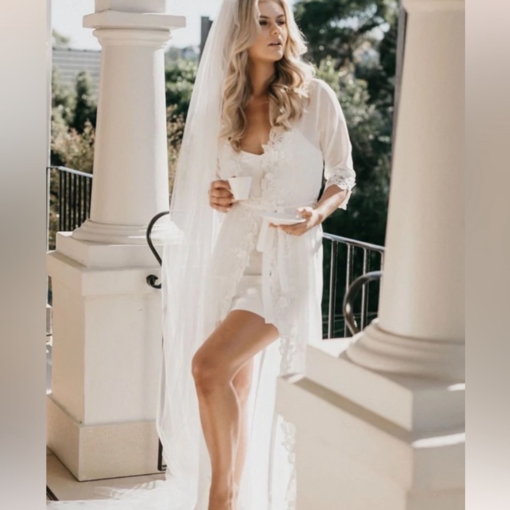 IRIS LACE TRIM MAXI - INCLUDES SLIP